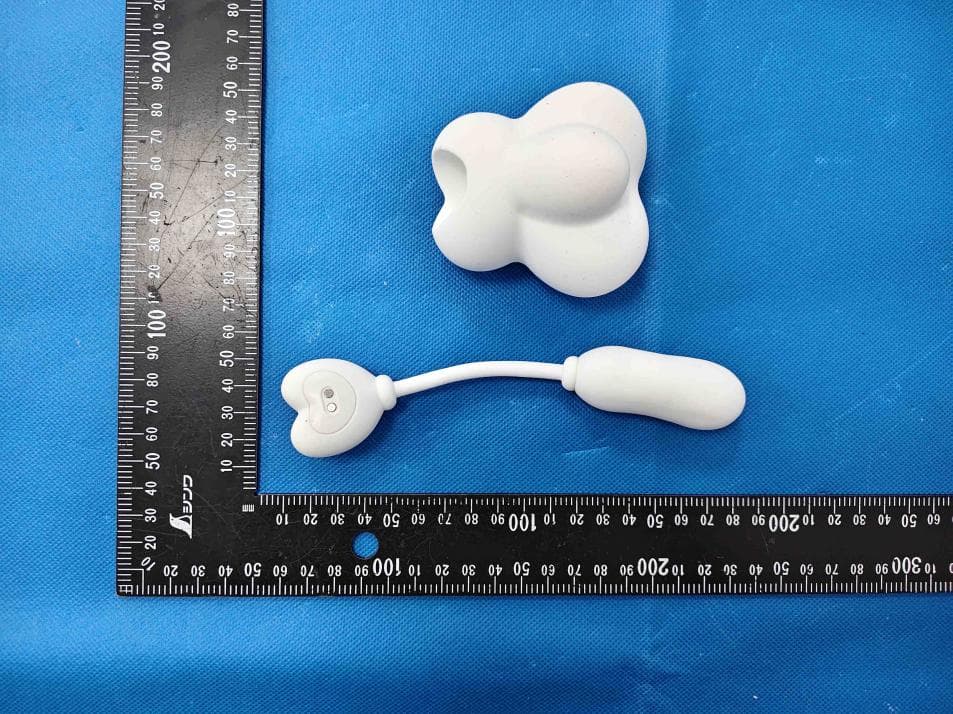 Dxi - FCC ID 2BUS6-LUNA-A01 - HEABOO PTE. LTD.
