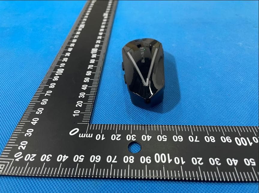 Helmet Bluetooth Headset - FCC ID 2BUSB-V1 - Ningbo MoHao Intelligent Technology Co., Ltd. (5)