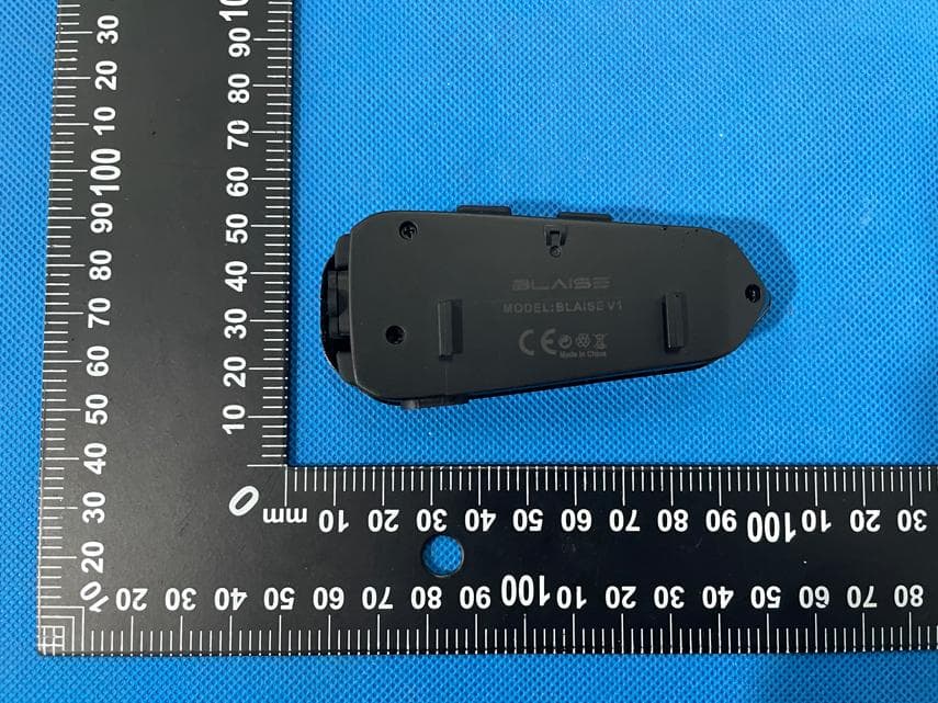 Helmet Bluetooth Headset - FCC ID 2BUSB-V1 - Ningbo MoHao Intelligent Technology Co., Ltd. (3)