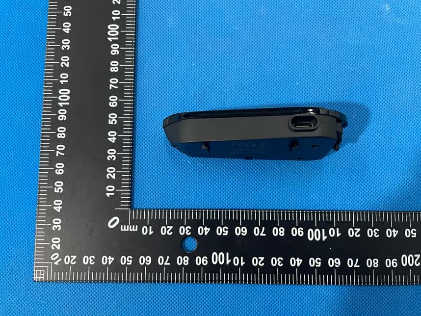 Helmet Bluetooth Headset - FCC ID 2BUSB-V1 - Ningbo MoHao Intelligent Technology Co., Ltd. (2)