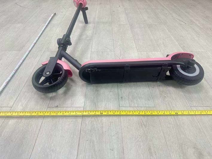 Electric scooter - FCC ID 2BUSC-ES601 - Yongkang Qibu Technology Co., LTD (3)