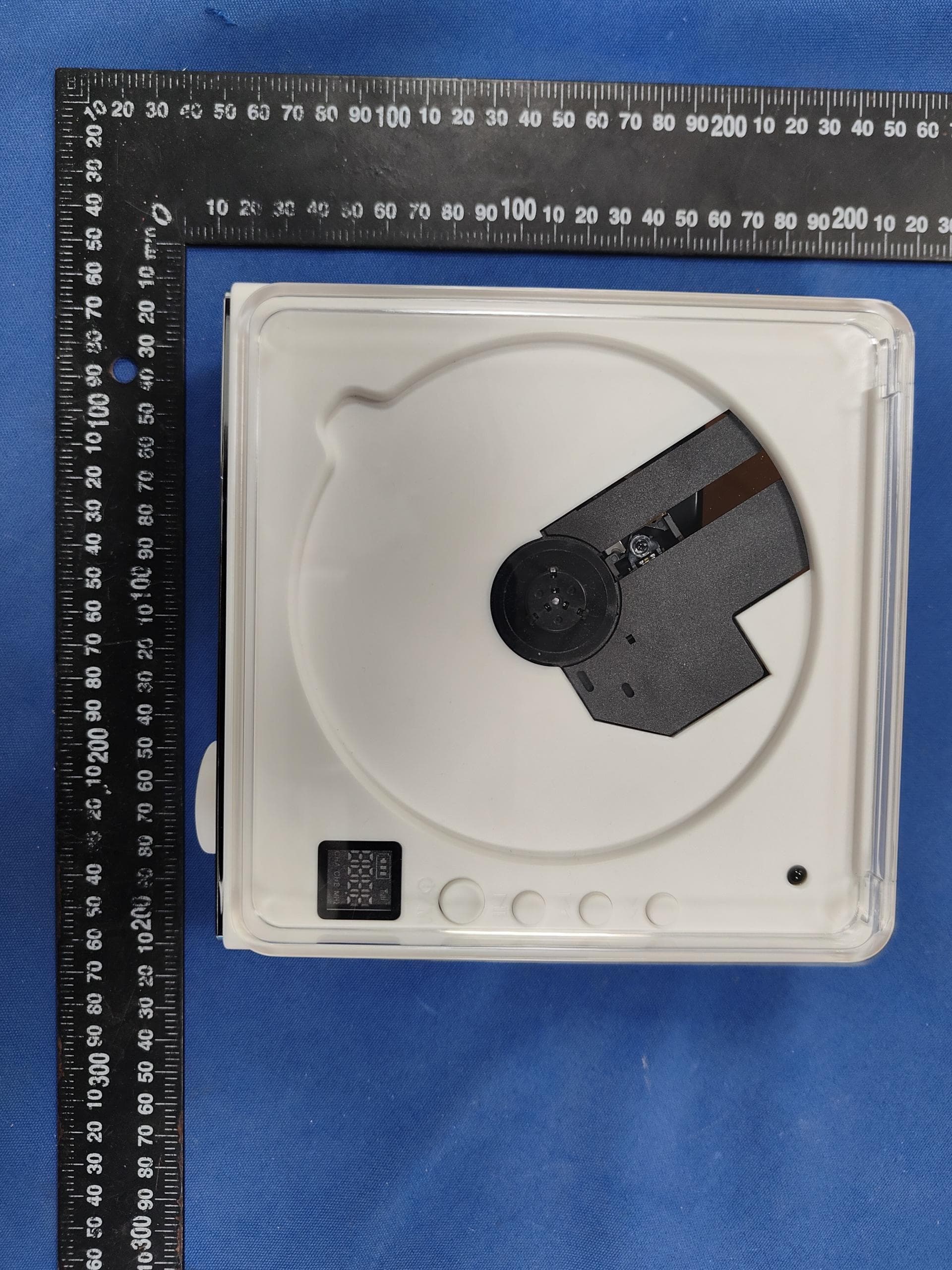CD Player - FCC ID 2BUTZ-C-50 - Shenzhen Youfeng AudioTechnology Co., Ltd. (2)