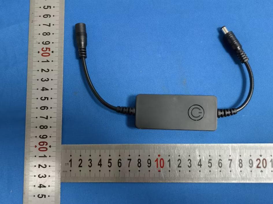 LED STRIP CONTROLLER - FCC ID 2BUUK-ZB-CONTROLLER - ZIPBEN INC (2)