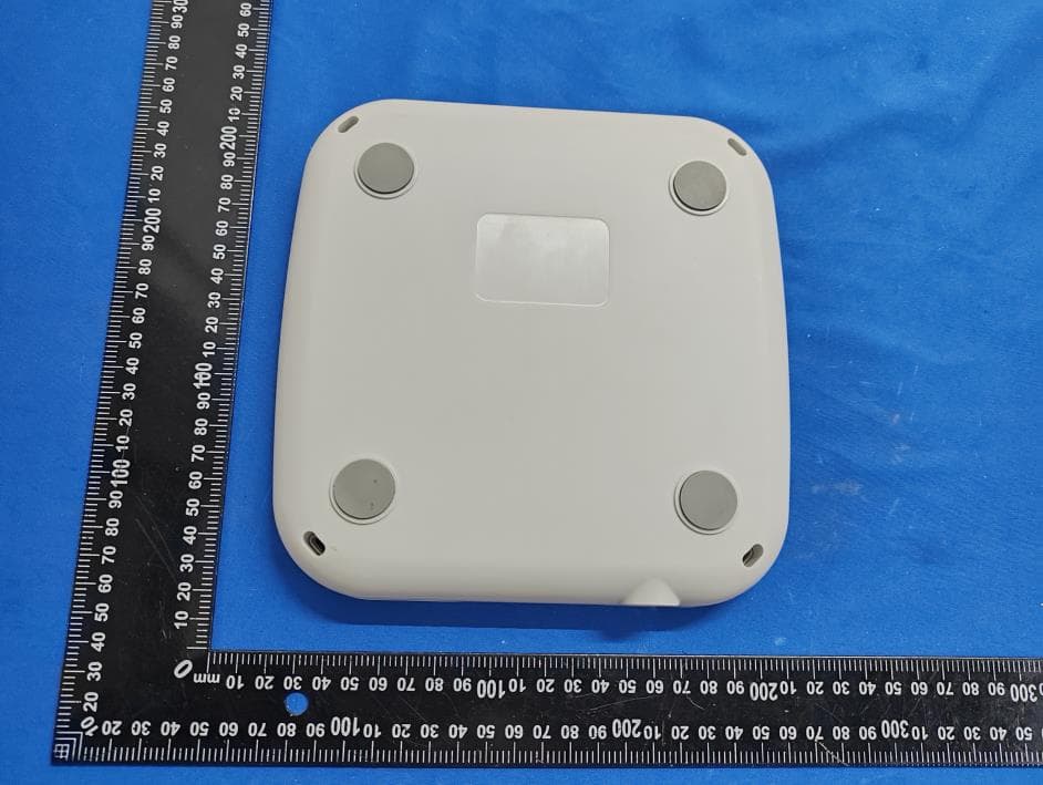 Smart Pet Water Fountain - FCC ID 2BUWZ-LS060W - Shenzhen Leshen Innovation Co.,Ltd (2)