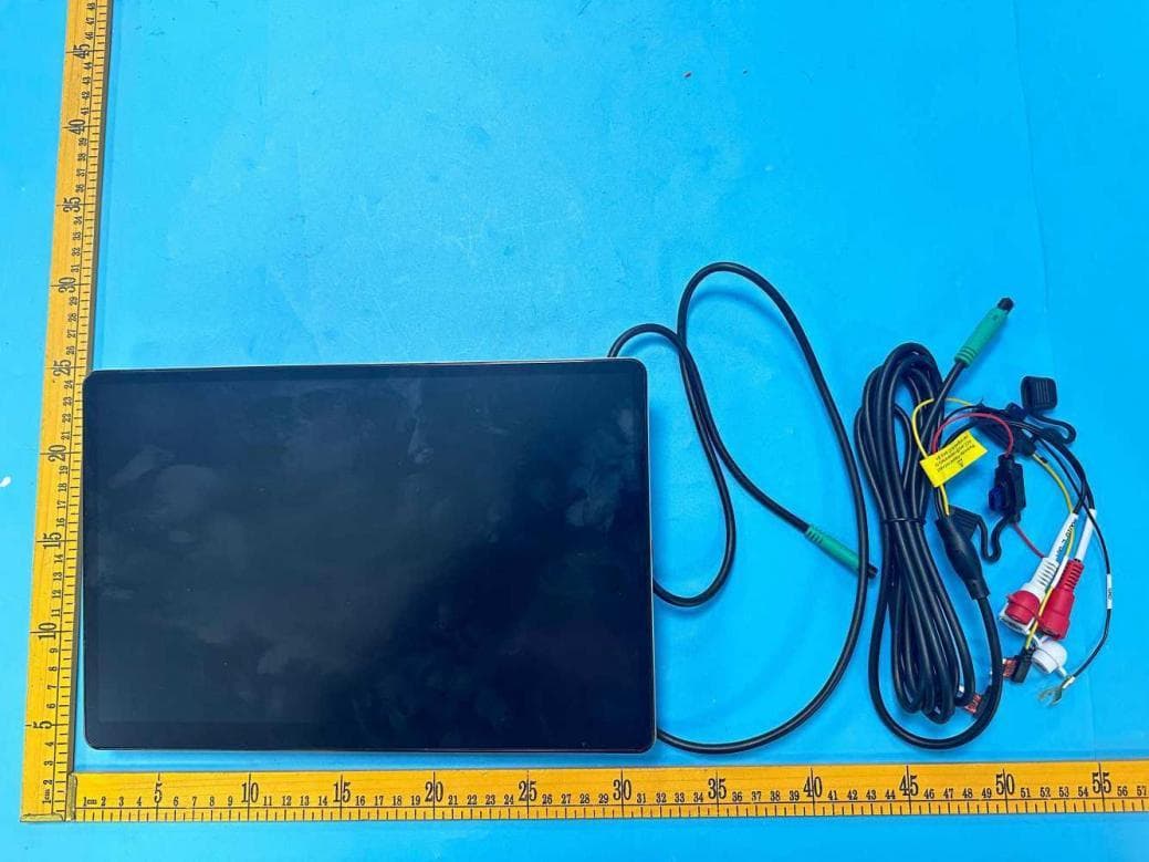 Android Rear Seat Entertainment System - FCC ID 2BUXM-PD1317 - Shenzhen Caravan Eletronics Co.,Ltd (4)