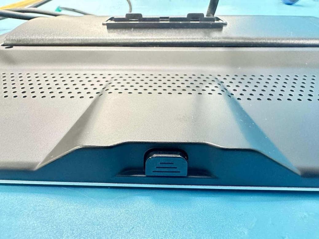 Android Rear Seat Entertainment System - FCC ID 2BUXM-PD1317 - Shenzhen Caravan Eletronics Co.,Ltd (3)