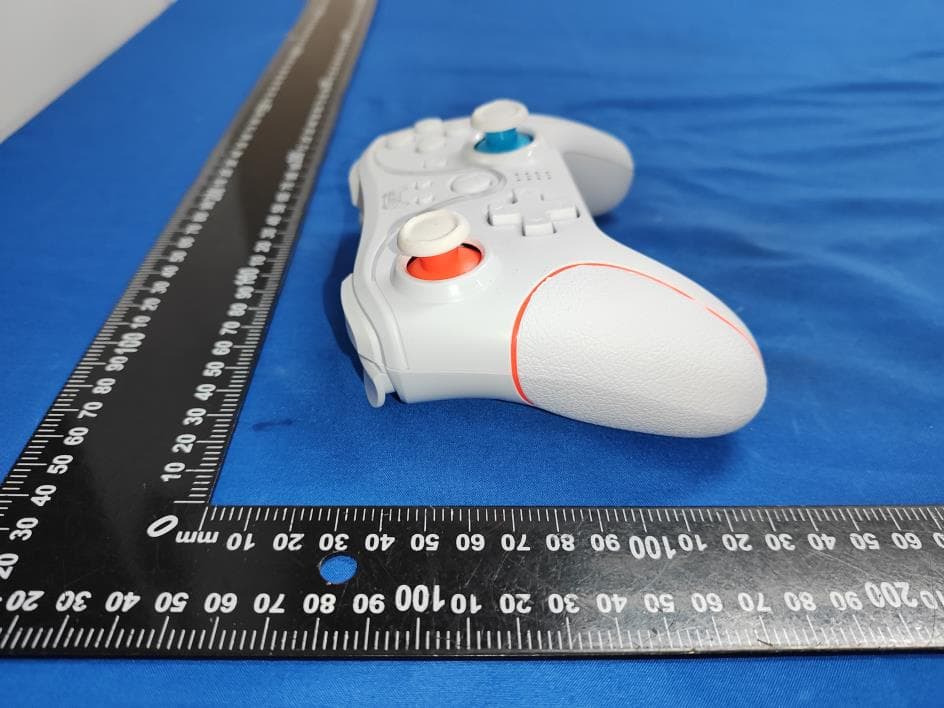 Game controller - FCC ID 2BUZL-HY16 - chenzhoushihaoyouzhinengdianzikejiyouxiangongsi (3)