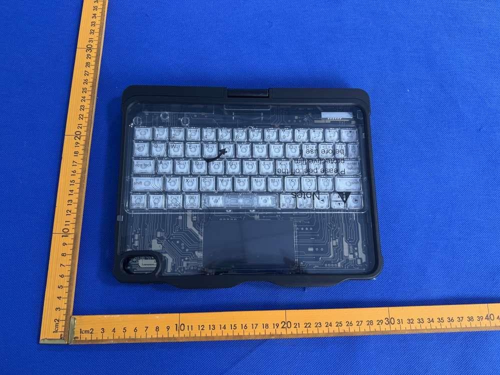 Rotatable Bluetooth Keyboard - FCC ID 2BV24-HB135 - Dongguan Huichengsheng Electronic Technology Co., Ltd.