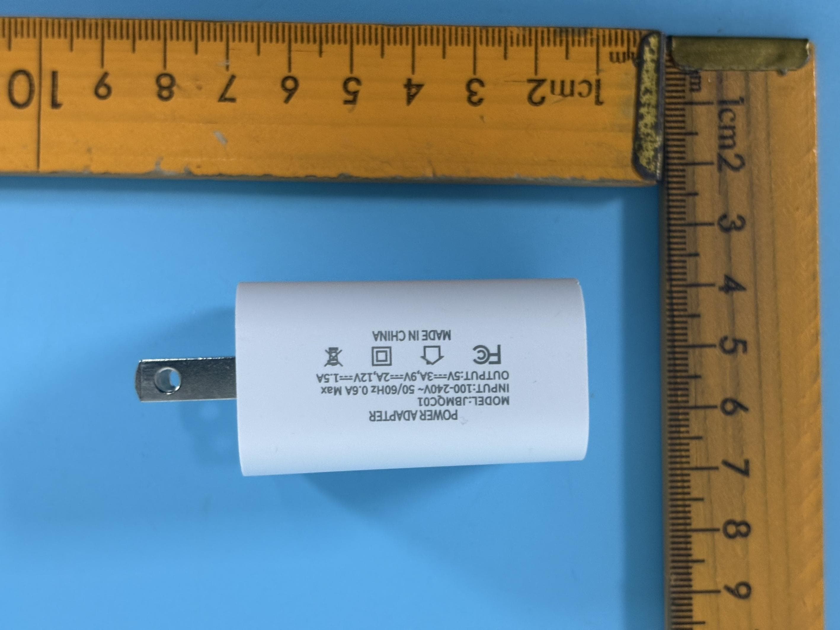 PETPA Micro-chip Cat Feeder - FCC ID 2BV4W-A-01 - Pipa Innovation Intelligent Technology (Shenzhen) Co., Ltd.