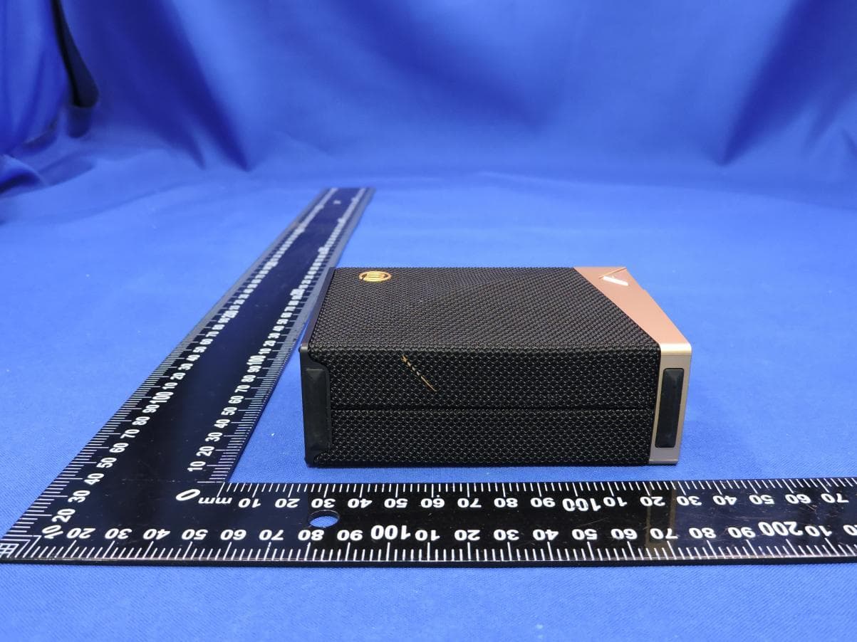 PORTABLE BLUETOOTH SPEAKERS - FCC ID 2BV4X-BS12308 - Shenzhen BUGANi Acoustic Co., Ltd (3)