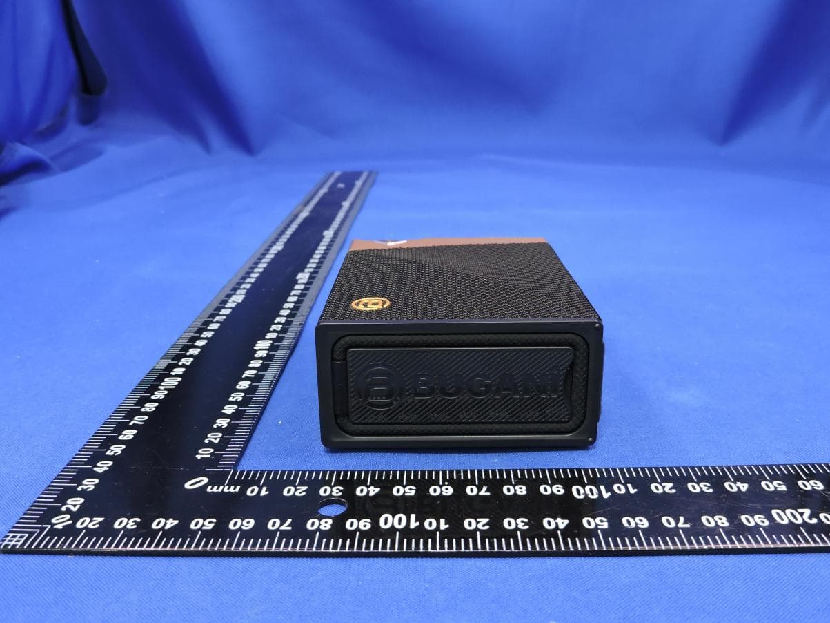 PORTABLE BLUETOOTH SPEAKERS - FCC ID 2BV4X-BS12308 - Shenzhen BUGANi Acoustic Co., Ltd (5)