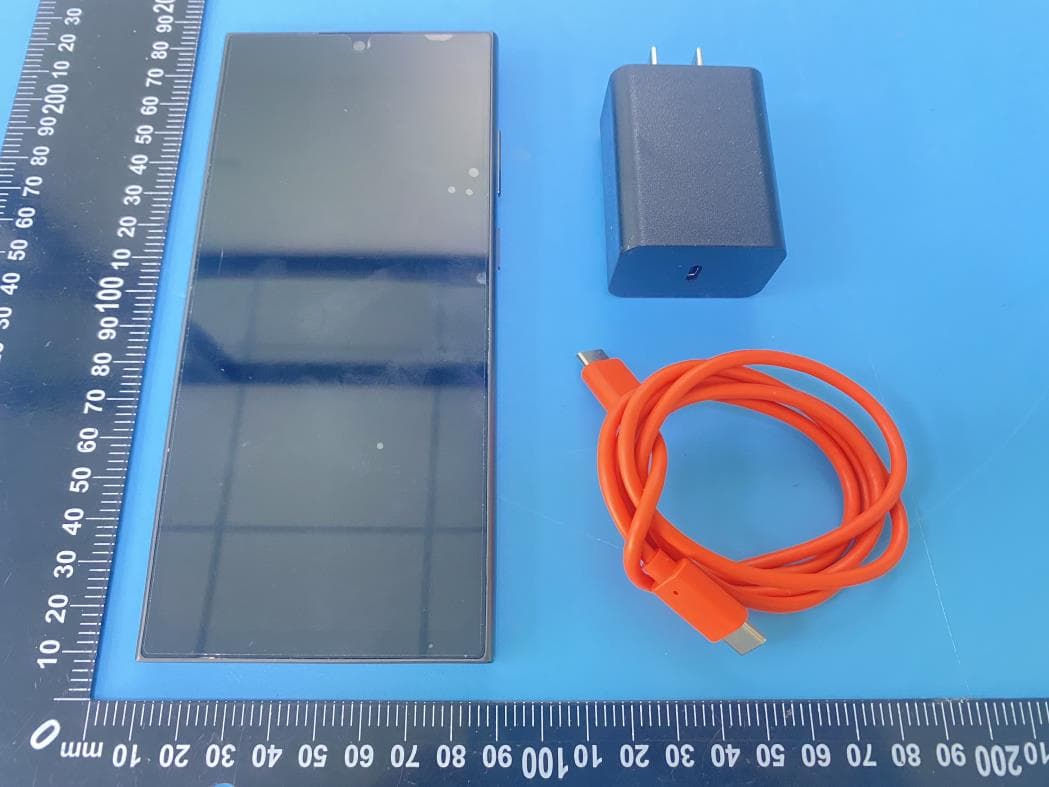 Smart phone - FCC ID 2BV5C-C72 - YUNJI (HONG KONG) HOLDINGS CO.,LIMITED (3)