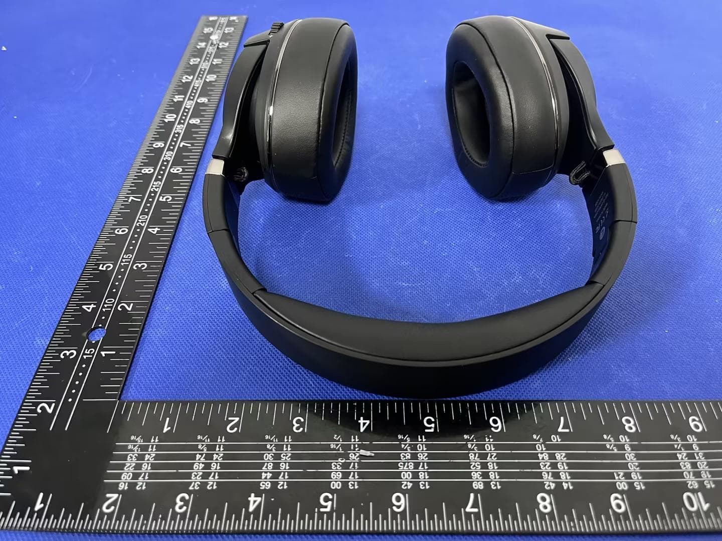 Wireless Headphones - FCC ID 2BV6N-H300 - Shenzhen Kesi Network Technology Co., Ltd. (2)