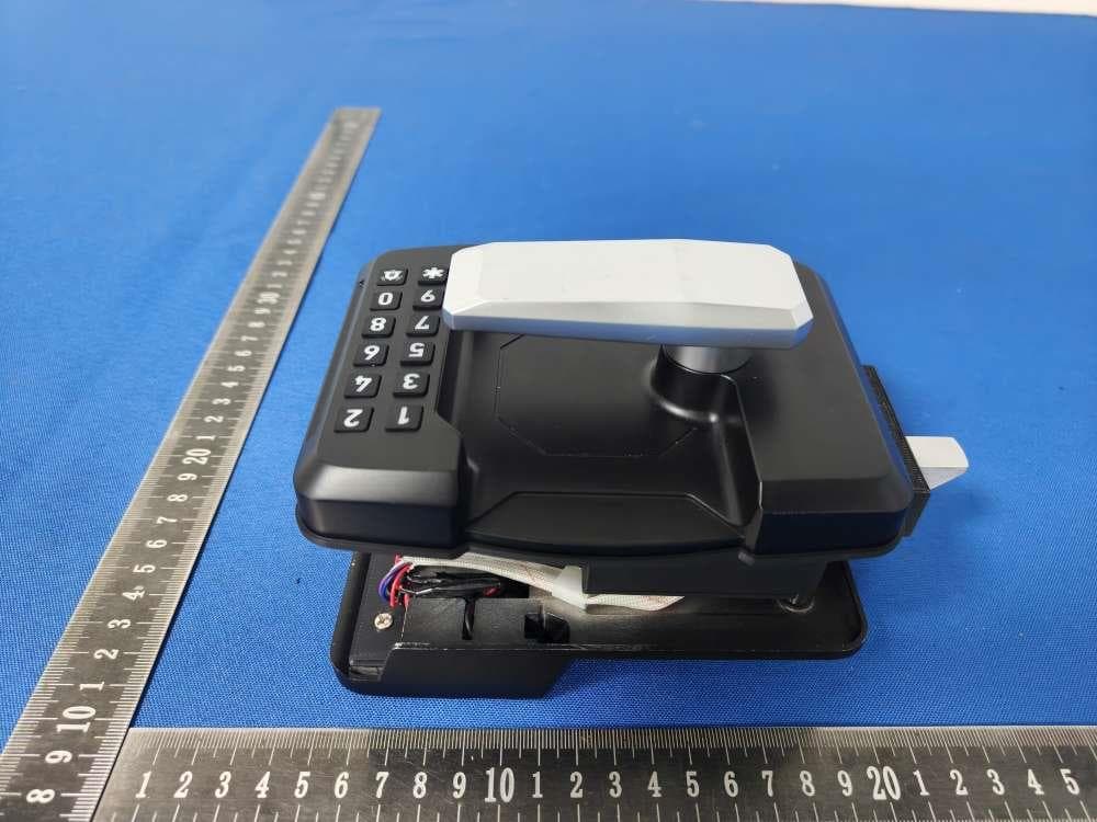 RV Door Lock - FCC ID 2BV6R-R8 - Sky Star Union Co., Limited (5)