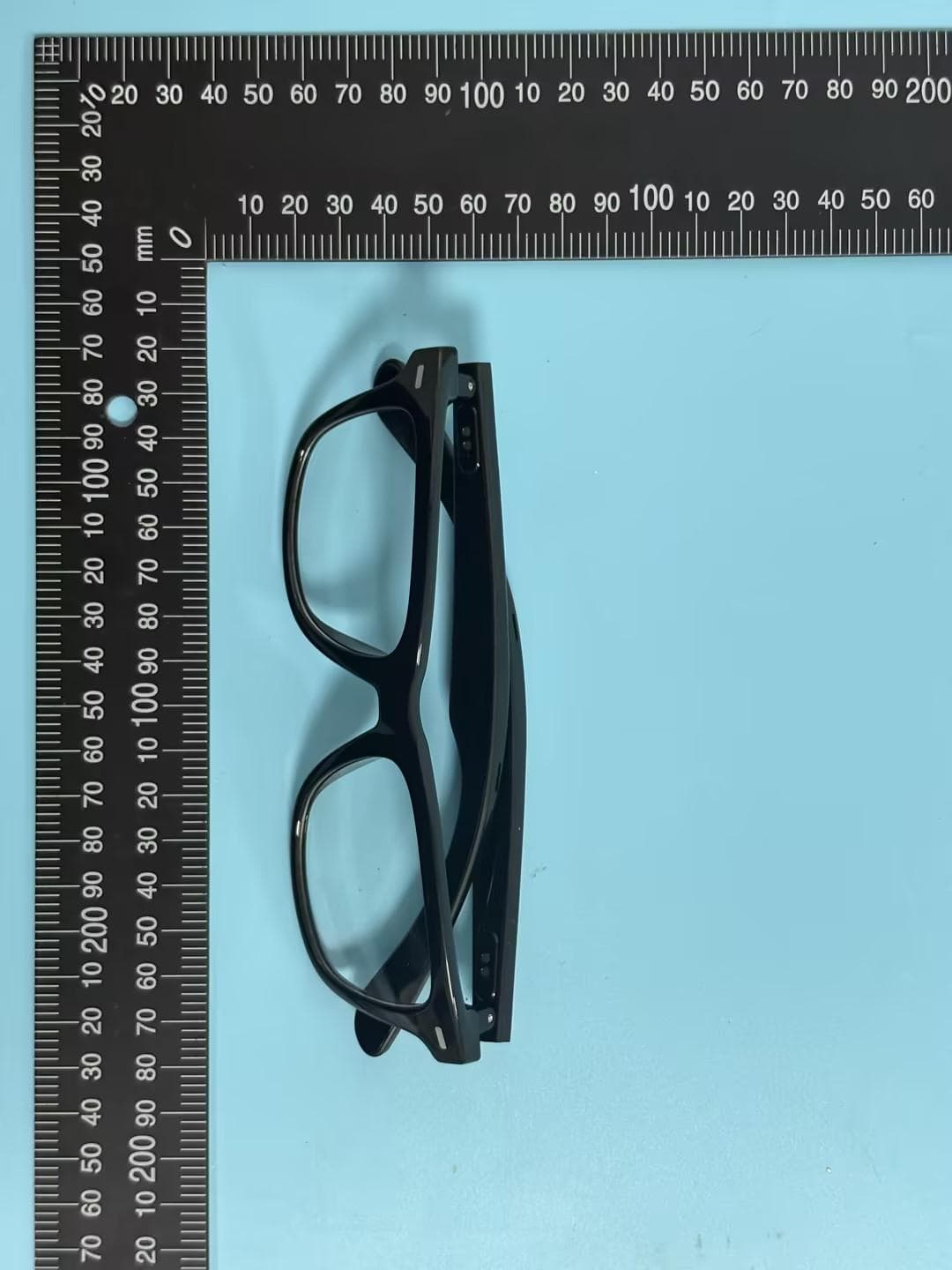 Smart Glasses - FCC ID 2BV7D-W08 - Shenzhen Dadao Xinhuo Technology Co., Ltd. (5)
