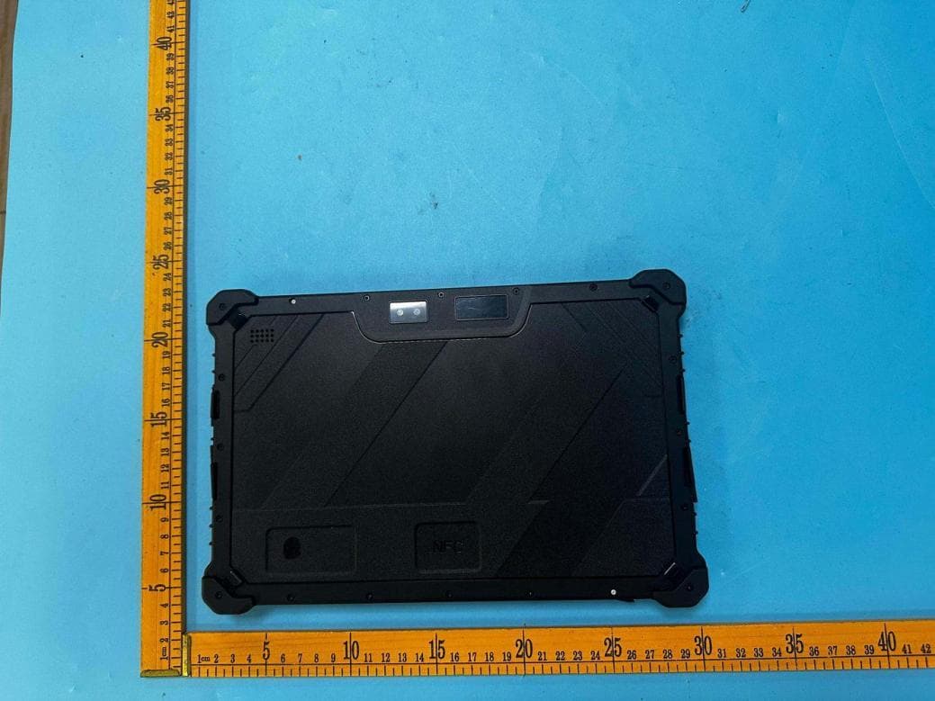Rugged Tablet - FCC ID 2BVAQTJ-101ED02 - Guangzhou Toujing Electronic Equipment Co., Ltd. (5)