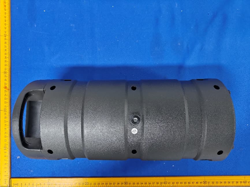 Portable Bluetooth speaker - FCC ID 2BVC7-20977171-US - Hong Kong Easton Technology Co., Limited (2)