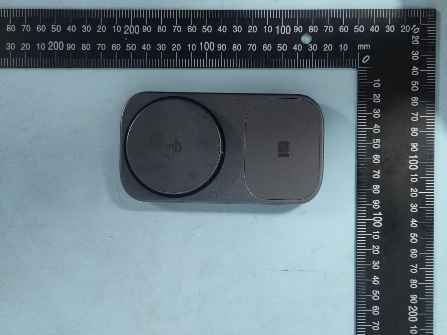 Wireless Charger & Dock - FCC ID 2BVC9-LHC311 - ALAM ALTAWASOL ELECTRONICS LLC (4)