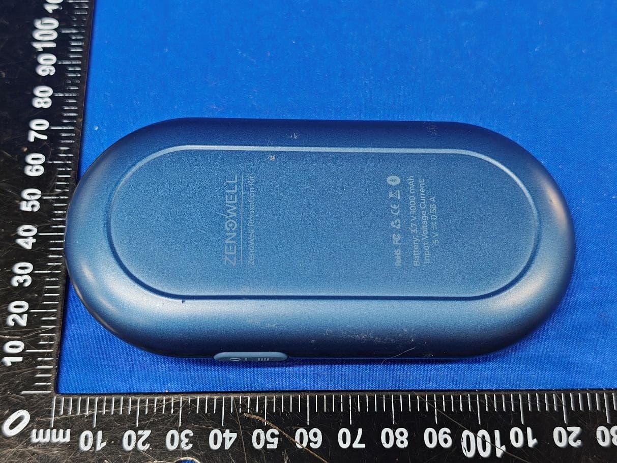 Earbud Set - FCC ID 2BVCF-A-B-102SERIES - Shenzhen BrainCLOS Technology Co., Ltd.