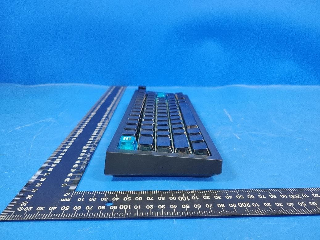 Mechanical Keyboard - FCC ID 2BVGJ-NIMBUS65 - Sisun Electronics Technology (DG) CO., LTD (3)