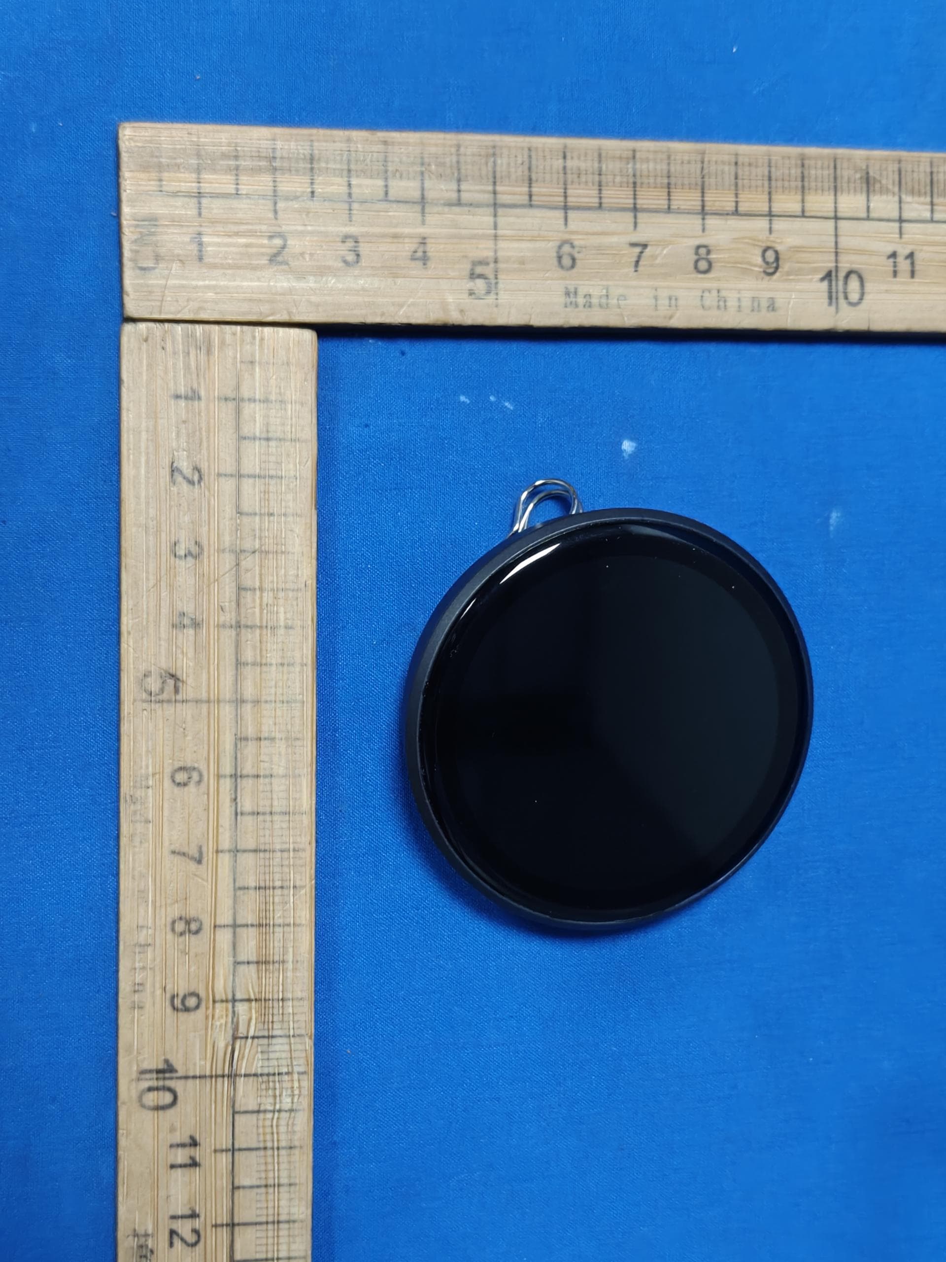 Enamel Pin - FCC ID 2BVIT-BW01 - Shenzhen Xingyujia Technology Co., Ltd (2)