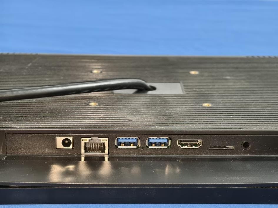 Console Display - FCC ID 2BVJQ-156TFT - OMA FITNESS EQUIPMENT CO.,LTD. (2)