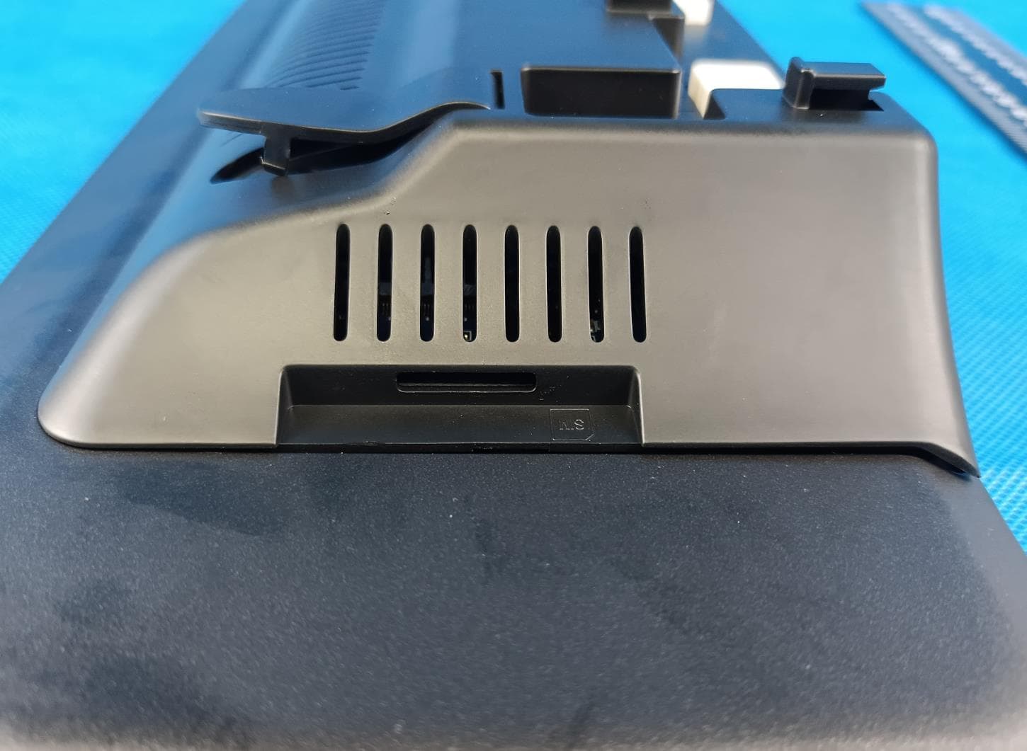 In-car wireless CarPlay/Android Auto touchscreen - FCC ID 2BVJRHL-8368XU - Shenzhenshi Aotudakeji Youxian Gongsi (4)