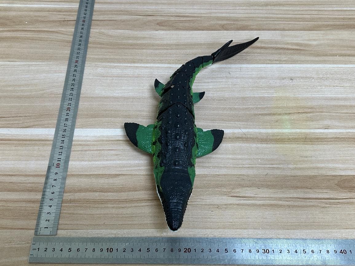 JURASSIC RC MOSASAURUS SWIMMING MOSA - FCC ID 2BVK3T03300 - ToyMonster International Limited (2)
