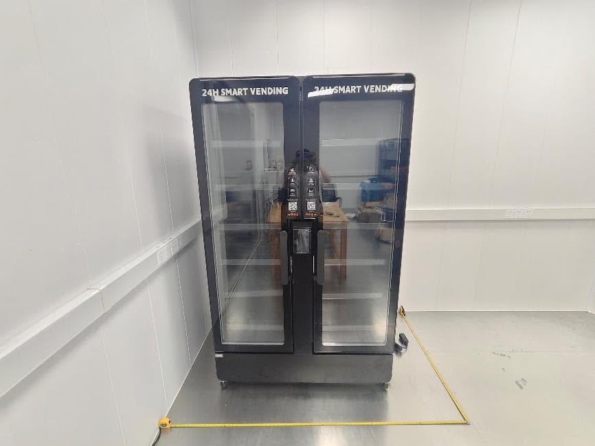 Qingo Al Vending - FCC ID 2BVLN-QS-1208 - Wuhan Qinggou Intelligent Technology Co., Ltd. (2)