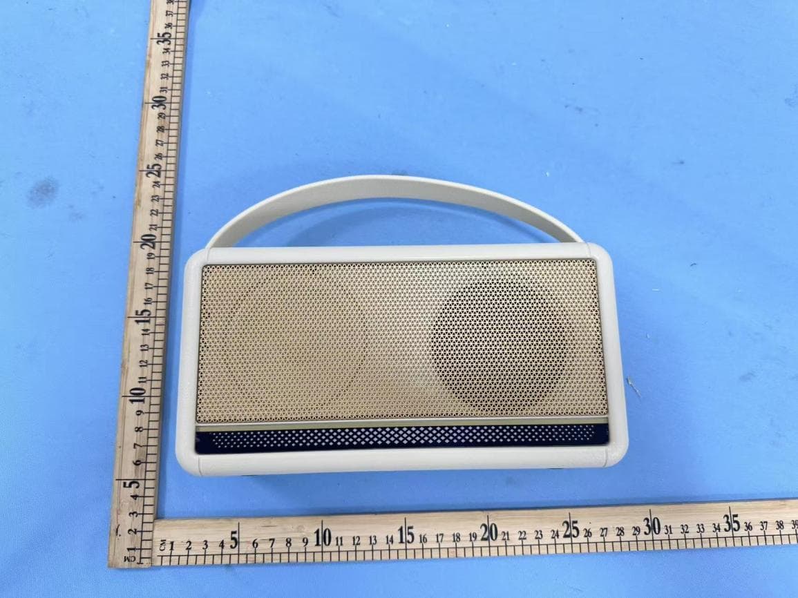 Portable speaker - FCC ID 2BVN7-R618 - DTS Group Limited (2)