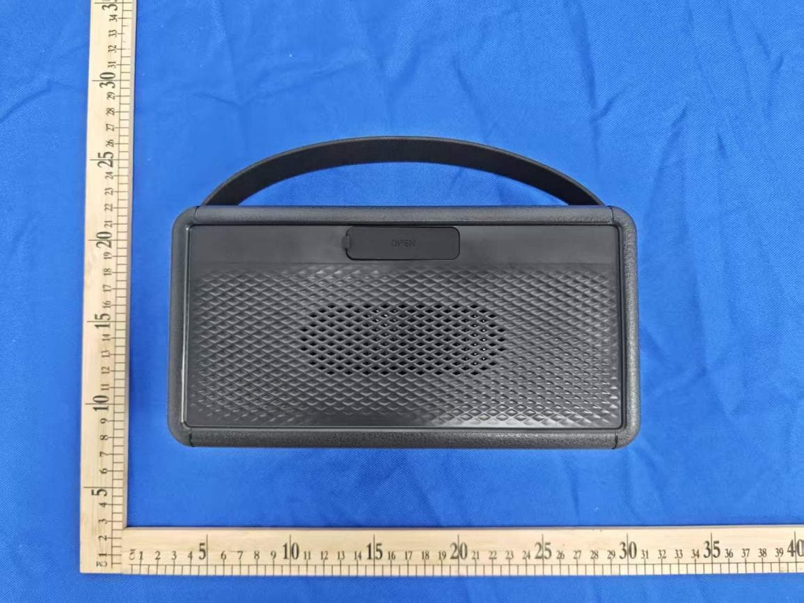 Portable speaker - FCC ID 2BVN7-R618 - DTS Group Limited (3)
