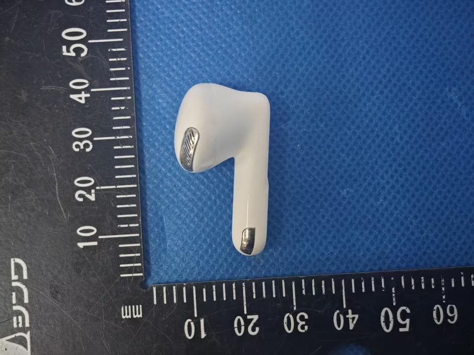 Wireless Earphones - FCC ID 2BVOB-JA27 - MONSTERA SRL (2)