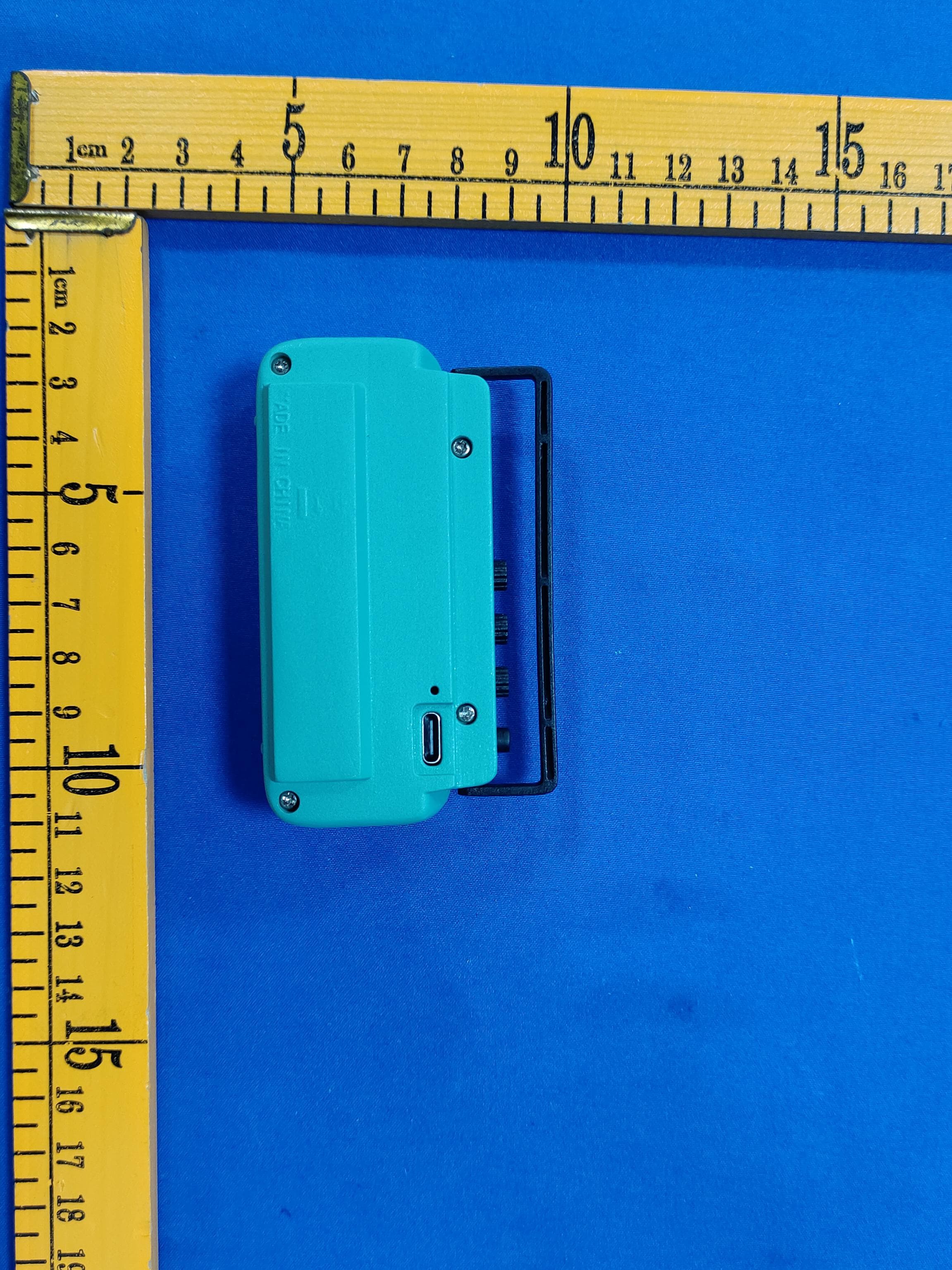MINI SPEAKER - FCC ID 2BVOS-WIC686684 - NINGHAI SUNSHINE COMMODITY CO.,LTD
