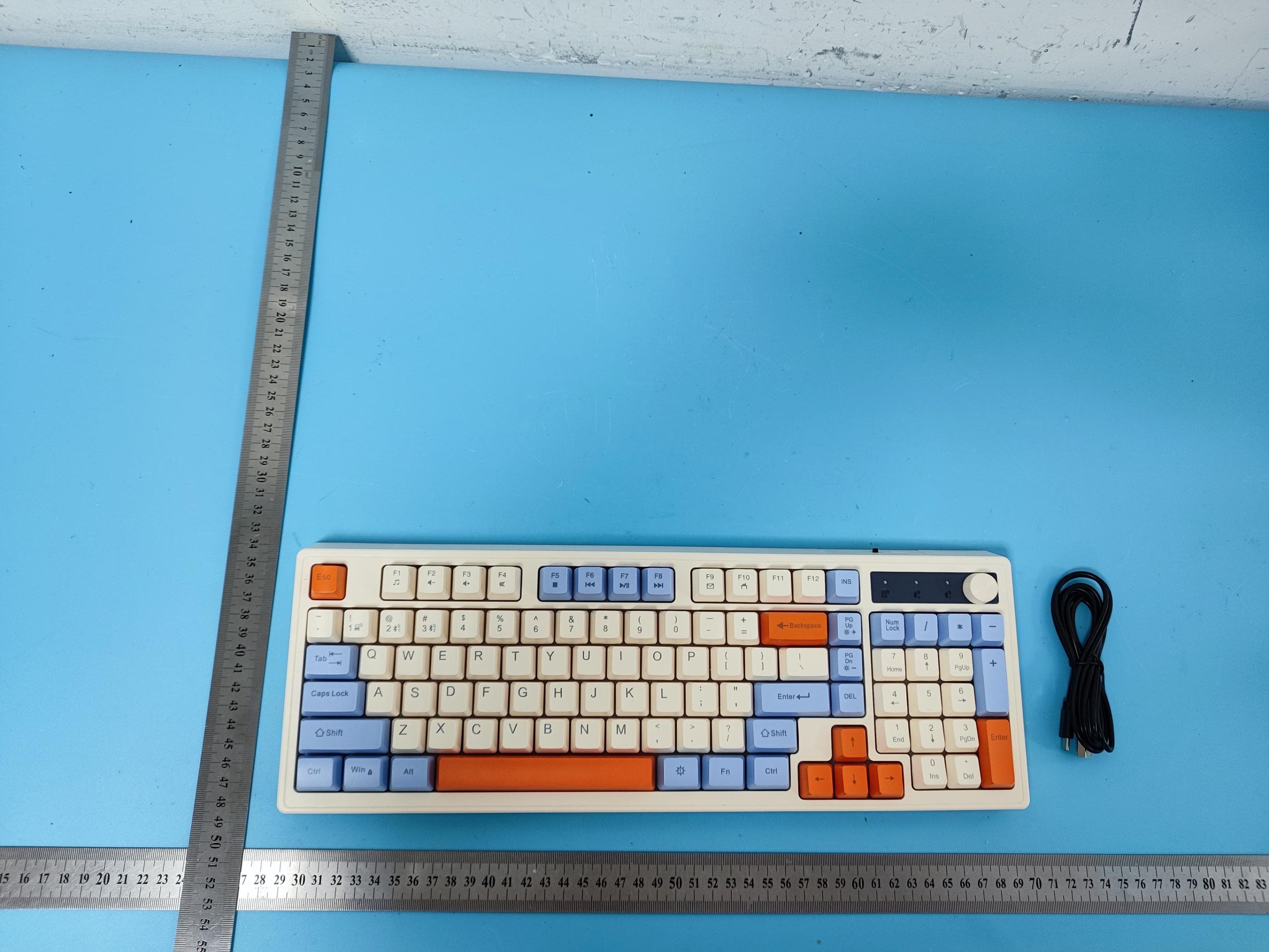 Keyboard - FCC ID 2BVQE-JT98A - Shenzhen Jiutao Cross-Border E-Commerce Services Co., Ltd. (2)