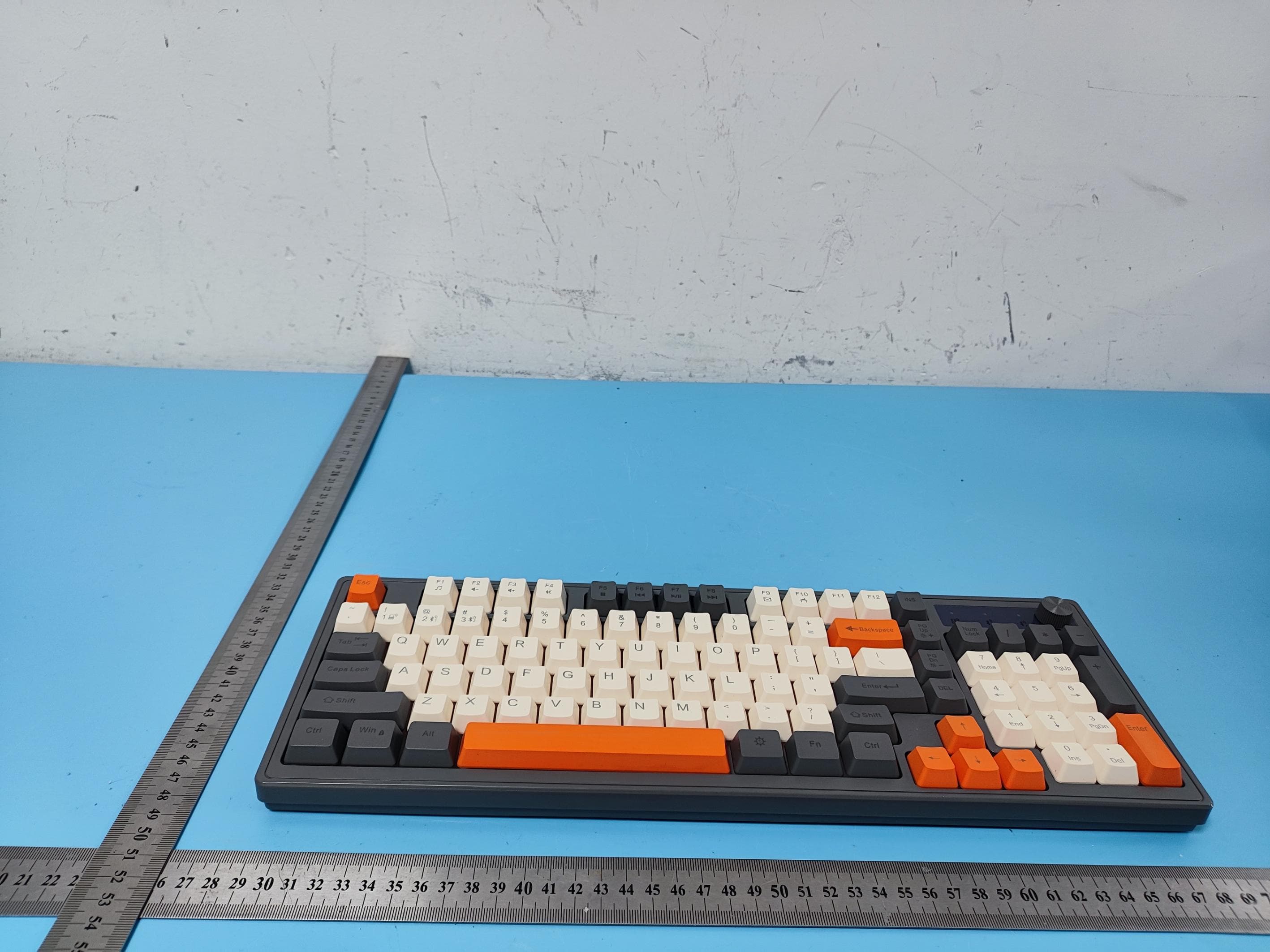 Keyboard - FCC ID 2BVQE-JT98A - Shenzhen Jiutao Cross-Border E-Commerce Services Co., Ltd. (5)