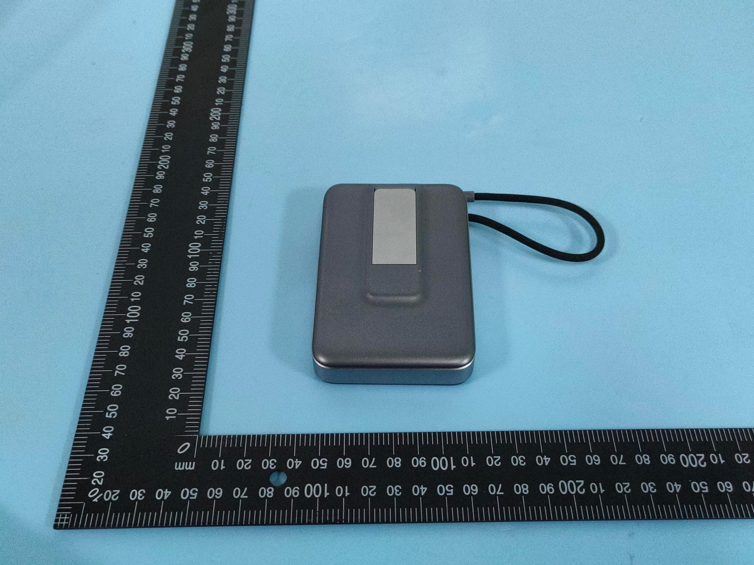 Power Bank - FCC ID 2BVQN-PB0621 - HUNAN C-SMARTLINK TECHNOLOGY CO.,LTD (3)