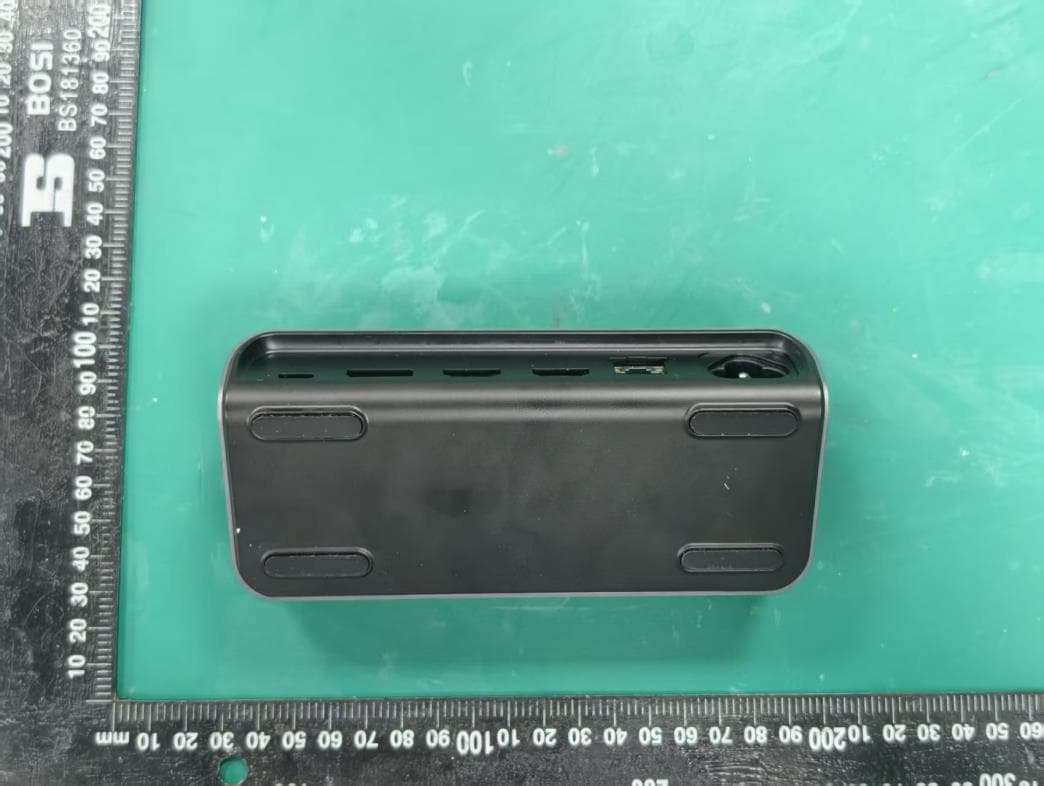 Triple Display USB-C Docking Station - FCC ID 2BVQN-PU1201 - HUNAN C-SMARTLINK TECHNOLOGY CO.,LTD (3)