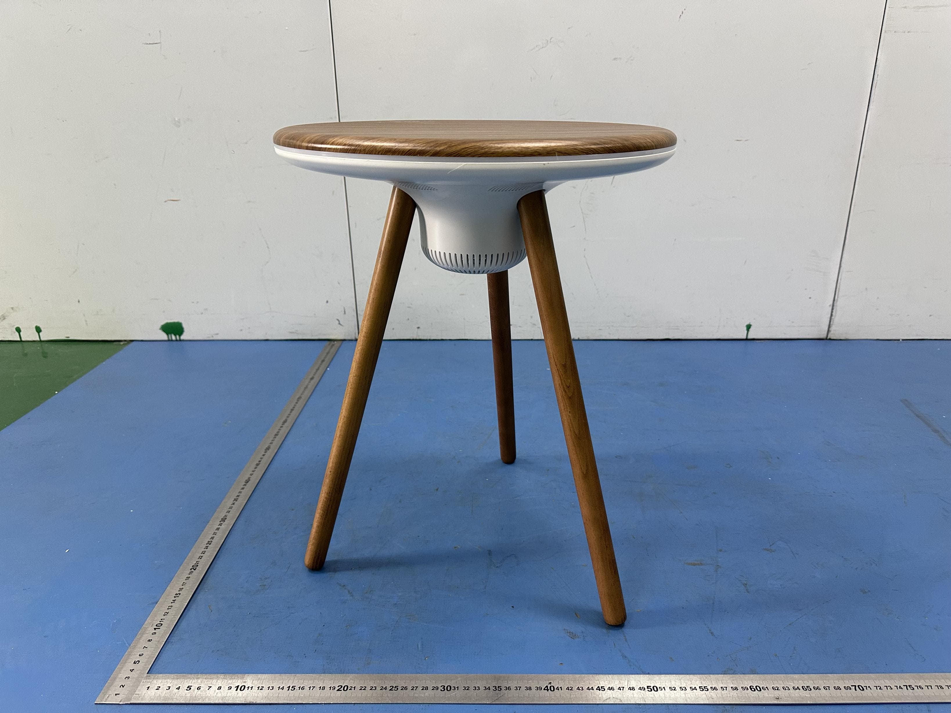 Smart Coffee Table Lamp - FCC ID 2BVR9-LYT-01 - Jiangmen City Longyuan Lighting Co. Ltd. (5)