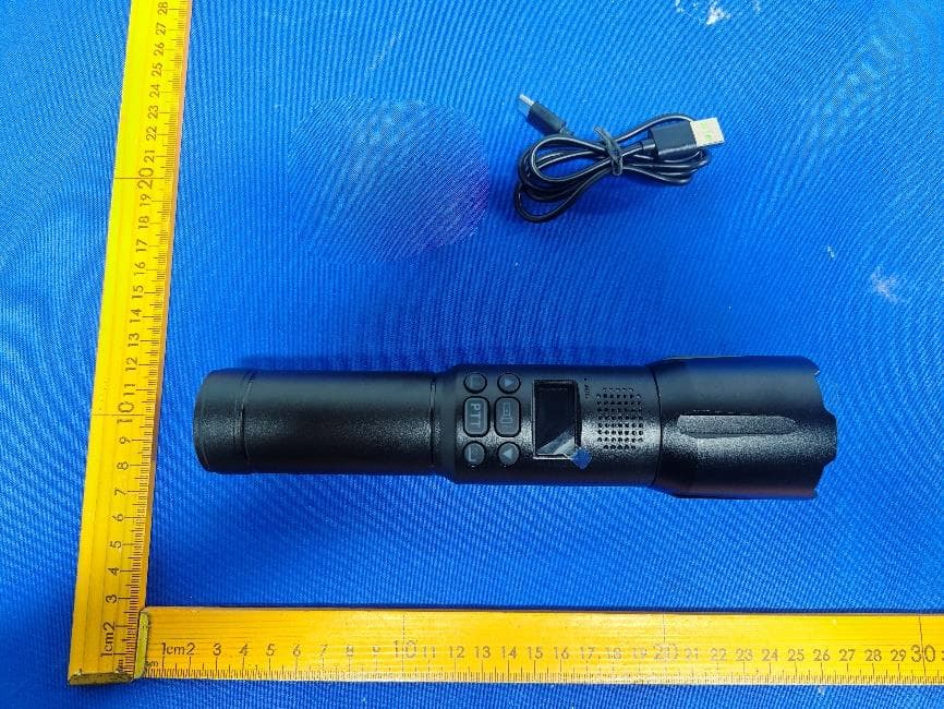 Flashlight walkie-talkie - FCC ID 2BVRC-OMI-S800 - Nanan City Hong Wei Electronics Co., Ltd