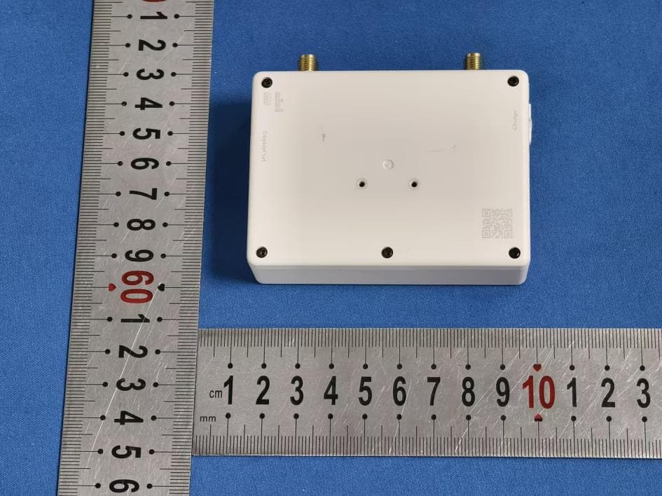 Hyper Fusion Transmitter - FCC ID 2BVSR-V4RX - HyperionSim LLC (2)