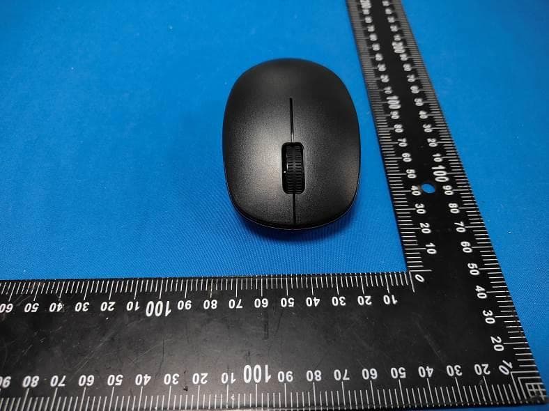 Wireless Mouse - FCC ID 2BVSV-Y11 - Yuanheng Innovation (Shenzhen) Technology Co., Ltd.