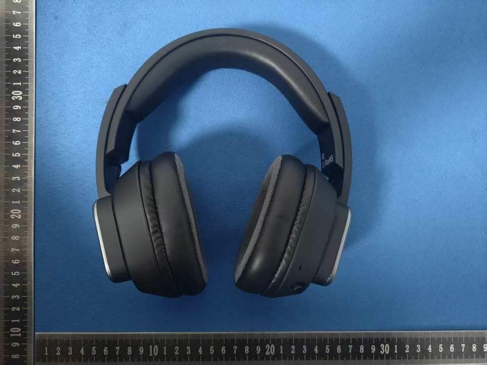 EVA Wireless Headset - FCC ID 2BVT8-EVA - SHAREEZ TECHNOLOGY CO.,LTD (4)