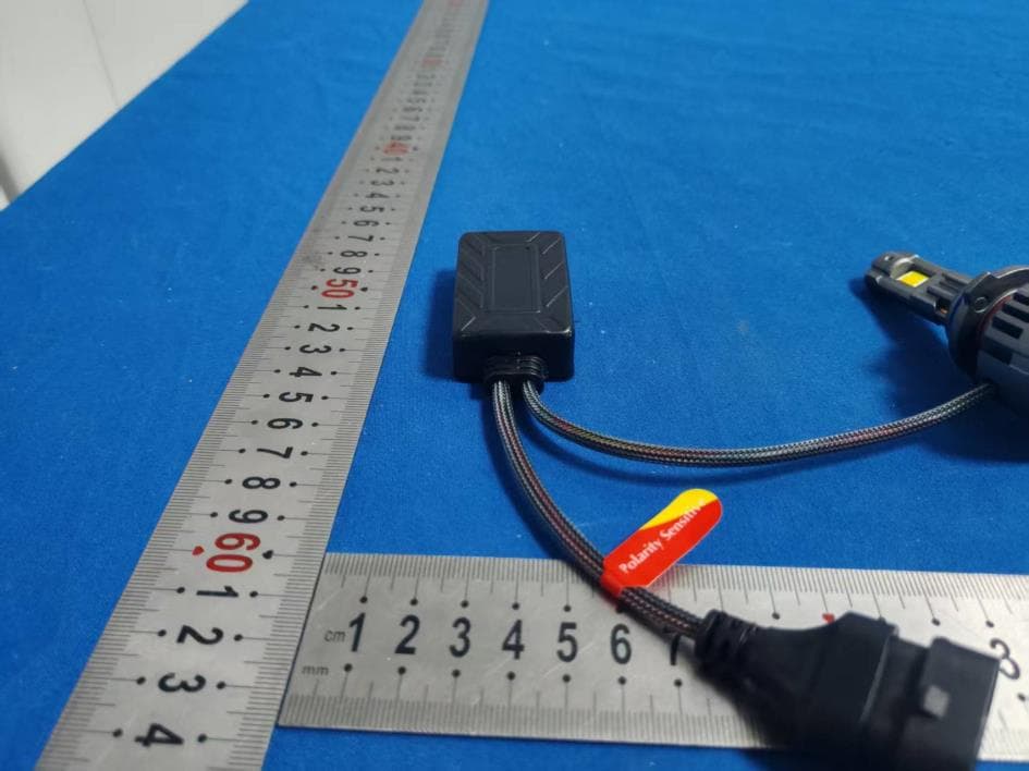 Al Control Bluetooth LED Head Lamp - FCC ID 2BVTM-K13TONEAPP - Easdar Optoelectronics Guangdong Co.,Ltd. (3)