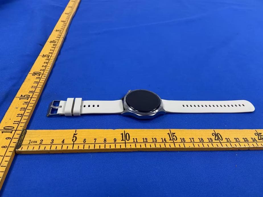 Bluetooth smart watch - FCC ID 2BVUE-S11 - Dongguan Heshunkang Intelligent Technology Co., Ltd (3)