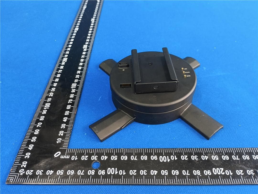 3D holographic fan - FCC ID 2BVVR-P65 - GUANGZHOU COEUS DIGITAL TECHNOLOGY CO.,LTD. (3)