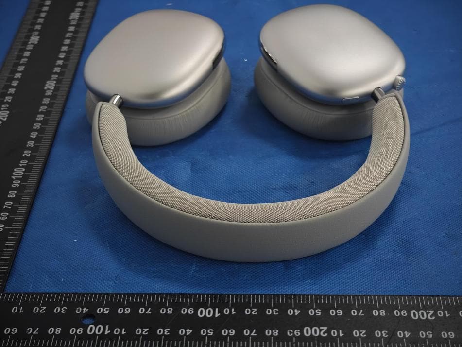 Bluetooth headphone - FCC ID 2BVYX-E-EPA275 - CHUNG CHING TECHNICAL CO., LTD. (4)