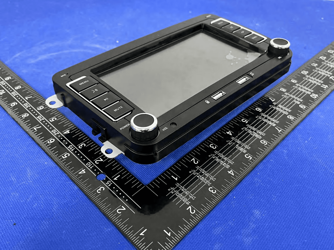 Car Stereo - FCC ID 2BW6P-VL7-01 - Shenzhen Tenglin Electronics Co., Ltd. (3)