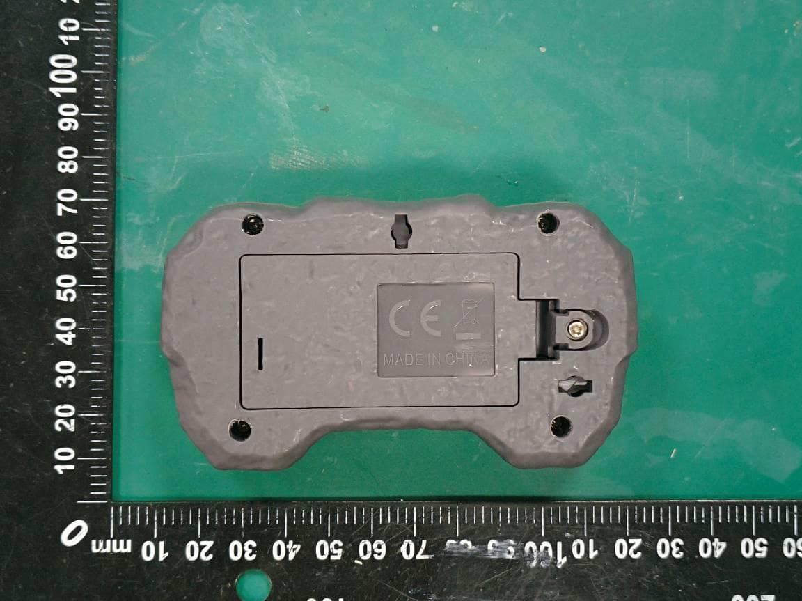 Toy dinosaur - FCC ID 2BW9A5229 - SHANTOU HONGZE TECHNOLOGY CO.,LTD (4)