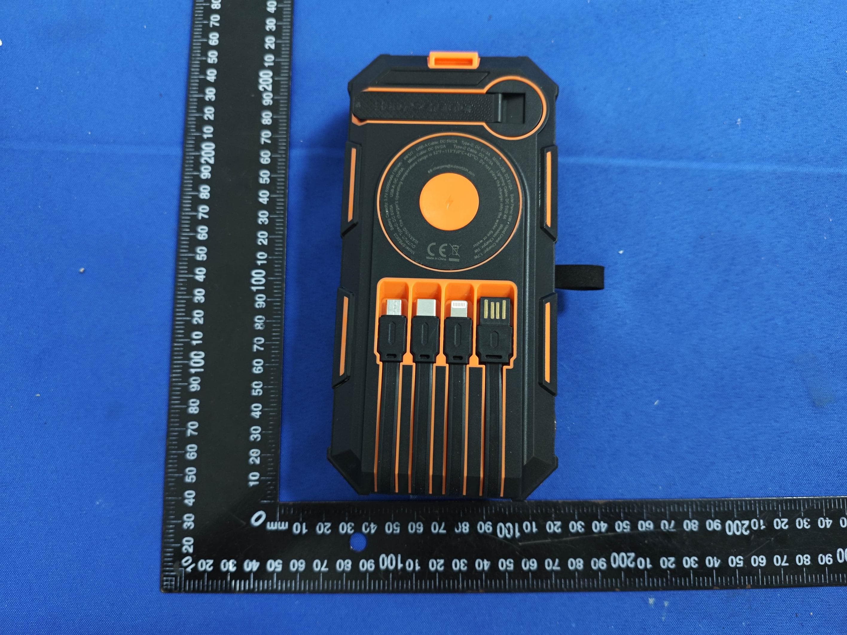 SOLAR POWER BANK - FCC ID 2BWBB-SPB2603 - Shenzhen Youfeile Technology Co., Ltd. (3)
