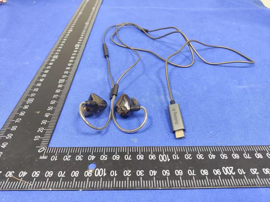 Dubbing AI Headphone - FCC ID 2BWBF-DEPHONEV1 - UTELL LIMITED (5)